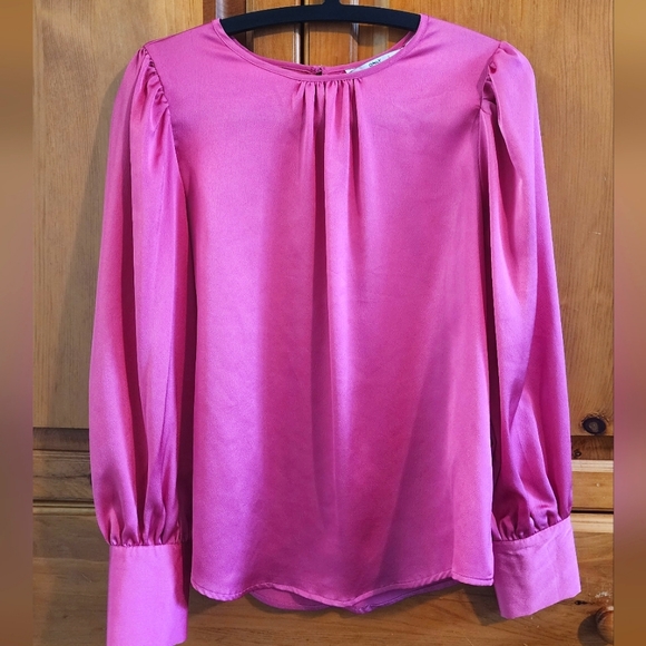 Pink blouse with decorative cuffs - size small - Picture 1 of 5